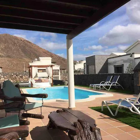 Villa Los Alisios 58 *